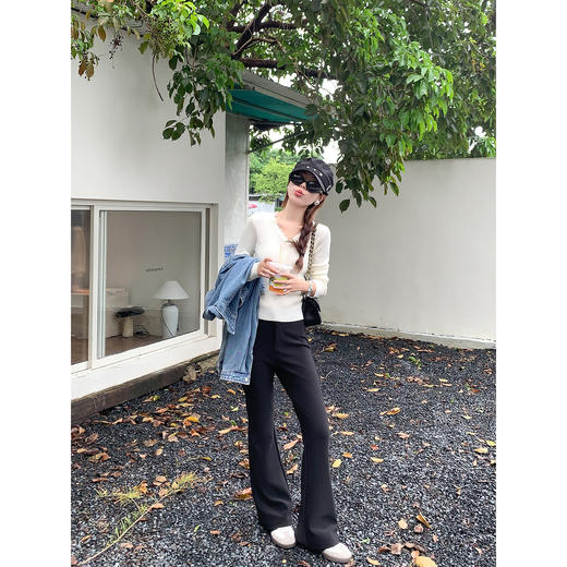 <曾小咸推荐>现货秒杀！微信超特价！韩系百搭蕾丝边领口长袖针织衫 日常149.99 立减90 秒杀59.99！ 商品图3