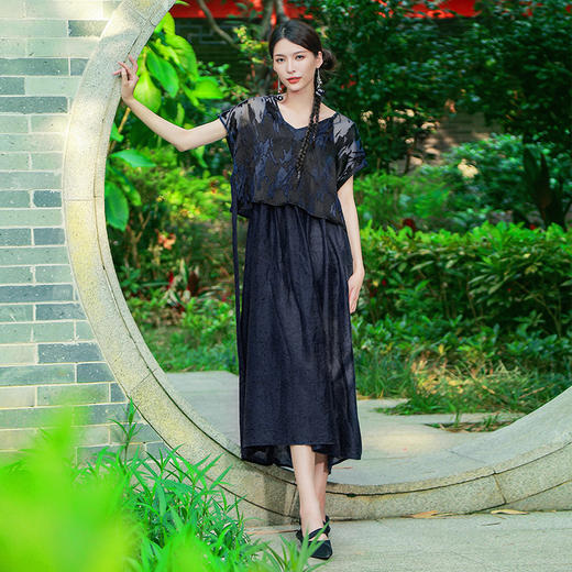 星霜华蔓短袖连衣裙（两件套）| 现货加急发 商品图1