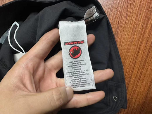 原单正品MAMMUT猛犸象男士夏季Tamaro户外运动休闲舒适耐磨长裤，官网1298元。
尺码：S-2XL 商品图7