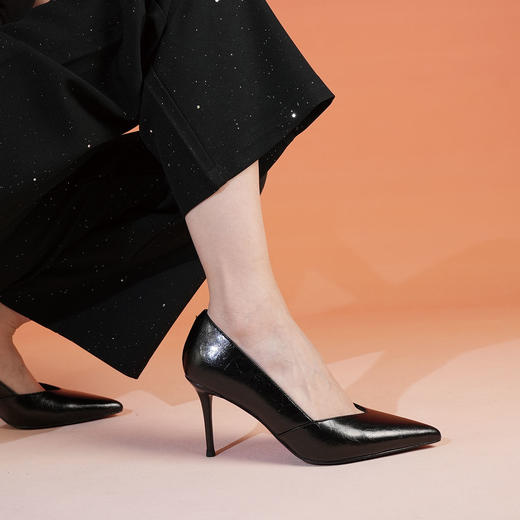 Westory2025年秋季尖头高跟V口极简通勤百搭浅口单鞋S25CE76731 商品图1