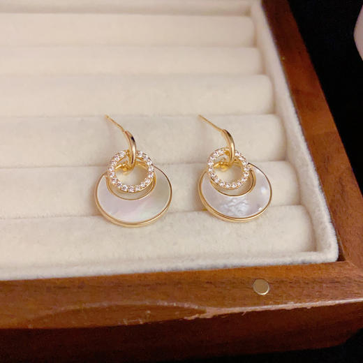 【预售3天】s925银针百搭设计感锆石贝壳双圈耳环气质简约温柔耳钉耳饰E03-106 商品图2