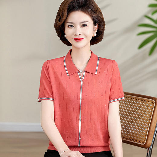 W547-5807-78-138新款妈妈夏装洋气冰丝短袖T恤上衣中老年女宽松针织时尚小衫 商品图1