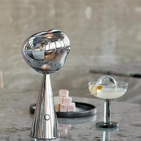 💡家居博主人手一个【复古熔岩灯】YB3000+，出口英国🇬🇧〰️熔岩与冰川融化的自然动态为灵感🪟