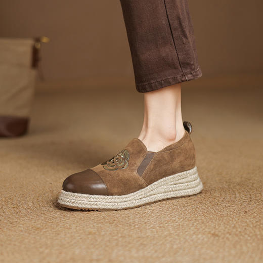 【预售5天】百搭真皮山茶花松糕单鞋新款圆头坡跟厚底乐福鞋女MT&MD6197 商品图4