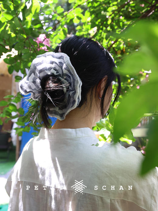 1500积分兑换 PETIT SCHAN小闪 自然而然 一千零一夜系列法式弹力发圈 商品图3