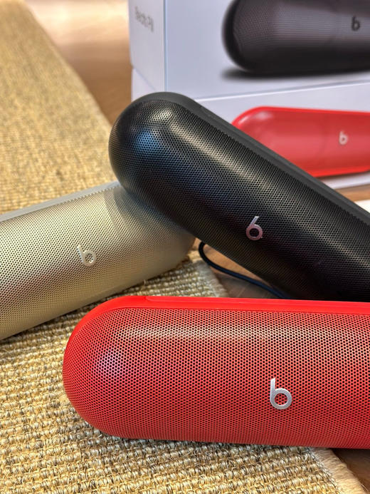 Beats pill+迷你低音炮便携式户外无线蓝牙HIFI小音箱。   自己备注颜色 商品图7