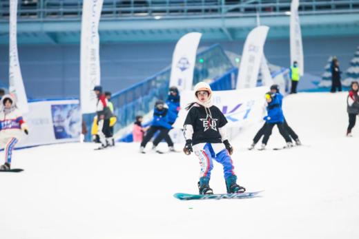 【滑雪营】学知识、练滑雪、玩闯关，这个夏天超带感 商品图0