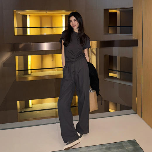 ROMI STUDIO“基础随性“100%舒适棉肌理宽松圆领短袖T恤RWCAS64975 商品图1