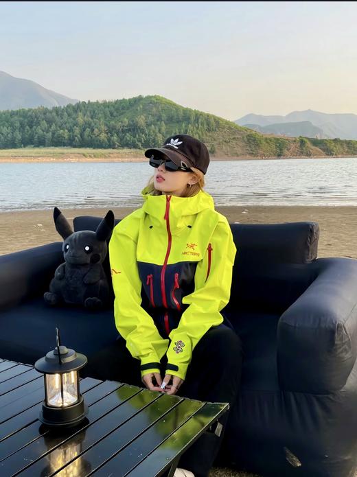 MG40-始祖鸟 龙年限定系列 冲锋衣（MG） 商品图0