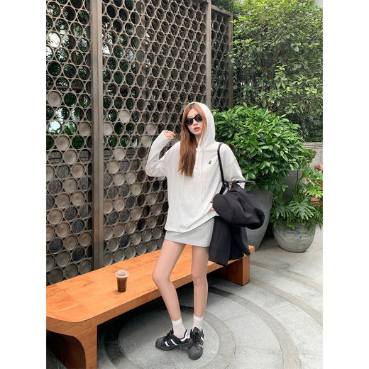 <曾小咸推荐>3.20现货秒杀 ！微信超特价！休闲连帽长袖T恤 日常159.99 立减90 秒杀69.99！！ 商品图4