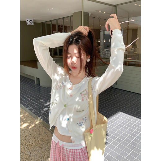 <曾小咸推荐>韩系温柔猫咪绣花针织开衫防晒衫 商品图0