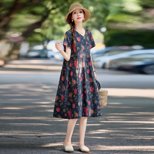 法式复古印花显瘦系带连衣裙，时尚气质新品女V领连衣裙HR-YWL1955 商品图3