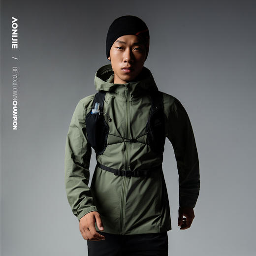 奥尼捷连帽户外运动夹克防泼水防风耐磨运动夹克透气舒适男士夹克 商品图1
