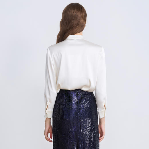 EITIE爱特爱珍珠柔光缎面飘带优雅直筒显瘦2025秋季新款衬衣C2509812 商品图4