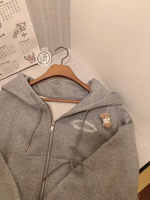 金蘑菇菇 《穿卫衣的女明星》·厚绒深秋版 / 秋冬卫衣外套修身短款 商品图10