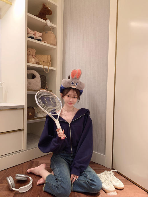 金蘑菇菇 《穿卫衣的女明星》·厚绒深秋版 / 秋冬卫衣外套修身短款 商品图2