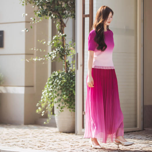 【林栖设计小店】【林栖推荐】【现货】渐变度假修身气质2025早秋新款多色上衣女N1953302 商品图6