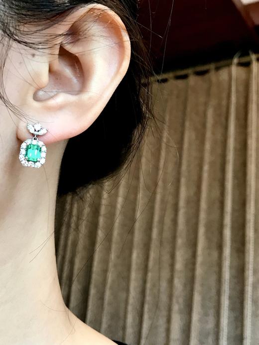 1.579ct刻面祖母绿耳坠 商品图1