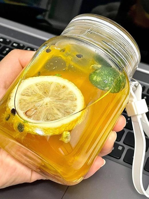 原价59.9/盒开团价只需要19.9到手2大盒百果坚坚冻干果茶冻干百香果青桔组合即冲即饮冻干茶FD冻干技术锁鲜VC爆棚酸酸甜甜巨清爽冷泡热泡都可以配料表干净基地直邮 商品图3