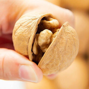 果夫子阿克苏185原味生纸皮核桃薄皮5斤休闲零食坚果送夹子礼盒装 /休闲食品 /坚果炒货 /核桃 商品图5