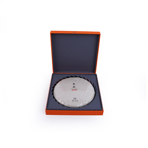 2018易武普洱古树生饼 商品图1