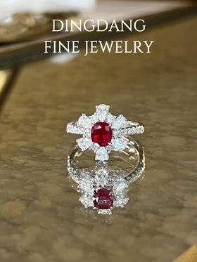 缅甸红宝石鸽血红 0.82ct  镶钻1.9ct 钻戒
