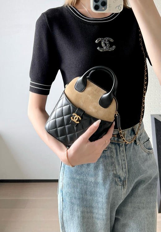 香奈儿 25A手工坊 竖款贝壳包 麂皮棕拼黑色（LZ） 商品图10