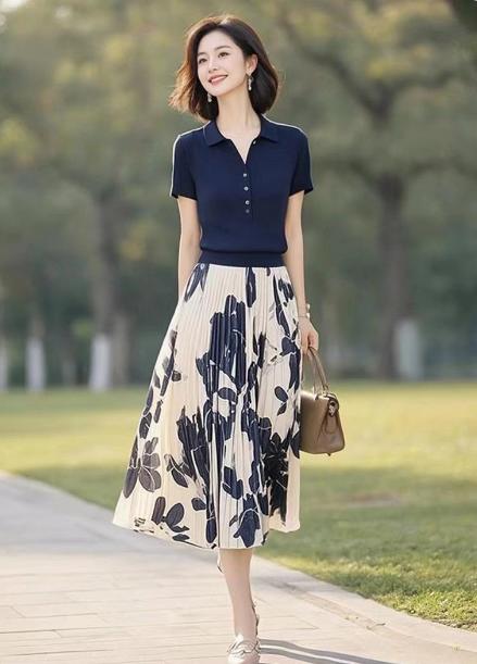 （预售8天）优雅气质冰丝翻领针织衫+时尚印花压褶半身裙套装LJX-847 商品图2