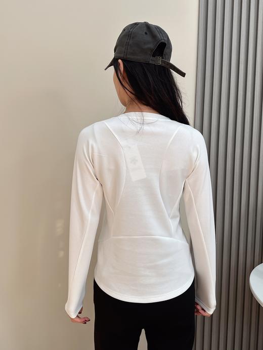 点此购买 迪桑特春季秋女子针织套头拼接收腰修身长袖运动休闲打底卫衣 37 326275 商品图6