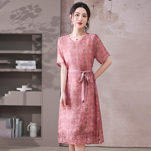 GYYays5259时尚妈妈款冰丝连衣裙女夏季2025新款高端中老年妈妈夏装洋气裙子 商品图3