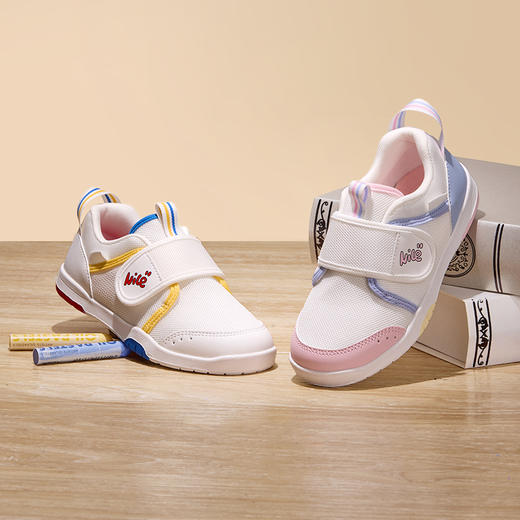 卡特兔儿童板鞋2025秋季儿童室内鞋防滑透气开学季幼儿园小白鞋 商品图1