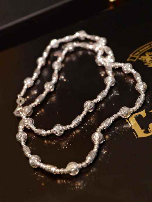 意大利18K金 爆闪镭射大金珠雕刻工艺项链(3-5天左右) 商品图3