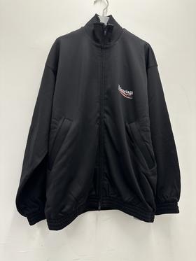 中性款刺繡logo可樂夾克外套004