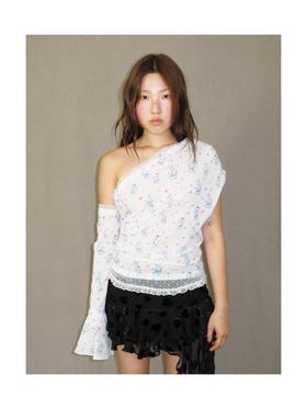 Kaiy Xiao 早秋系列 满月小兔子斜肩长袖