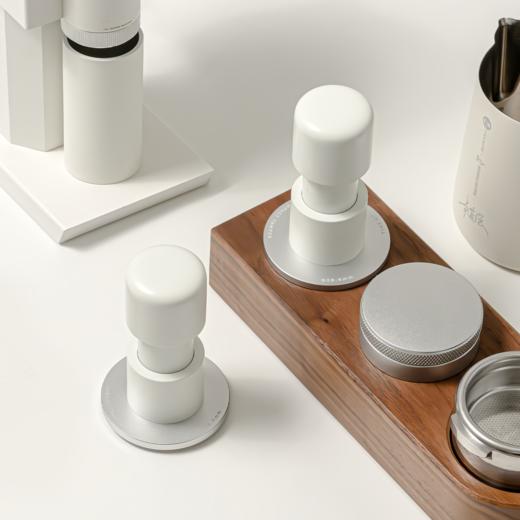 【新品】泰摩 寸拳冲击粉锤意式咖啡机手压粉锤58.4mm平底/螺纹底压粉器 省力回弹 商品图8