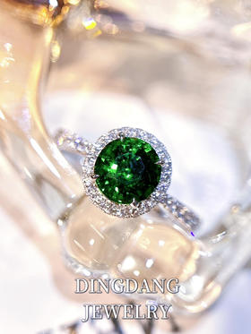 沙弗莱 卡扎尼绿 1.56ct 镶钻 18k 戒指