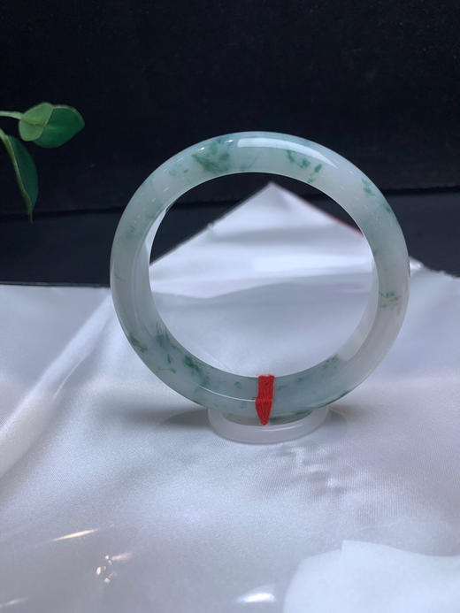 620674，54.3飘花手镯，满圈飘清新蓝花，均匀干净、很秀气 商品图0