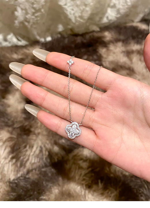 ✨气质与颜值并存【闪耀四叶草项链】巴黎夜曲 通体s925银 简约高级闪耀~着实好美💕 商品图10