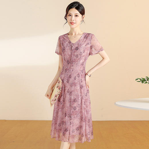 新中式V领印花连衣裙，气质优雅时尚妈妈中长款裙子QYM-YIYI-CS25A146 商品图3