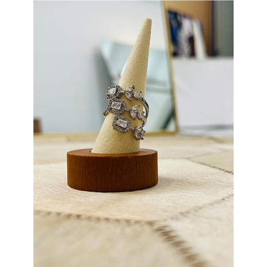 《可可挚爱杂物记》 双C叠戴戒指|错落组合 别针开口戒指|刚柔并济 冰晶繁花戒指|灵动优雅 水晶点缀 均码7号【非质量问题不退，谢谢理解】 商品图7