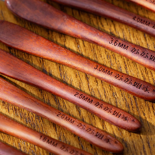 苏苏姐家血檀木柄钩针手工编织工具不锈钢毛衣钩材料包毛线团针 商品图1