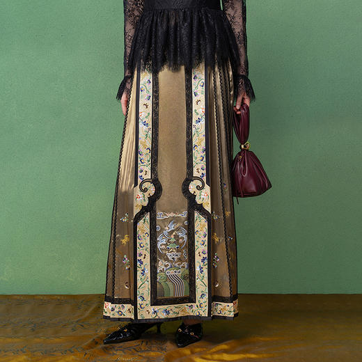 【林栖设计小店】生活在左马面裙蟾宫折桂金缎国风2025秋季新款半身裙1953111 商品图0