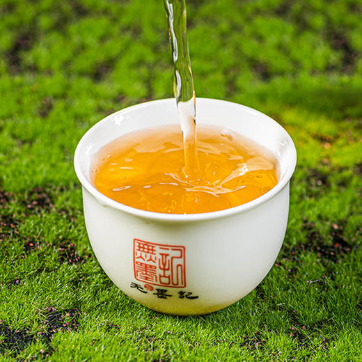 无墨记有机晒白小玉饼-云南白茶512克/盒 商品图3