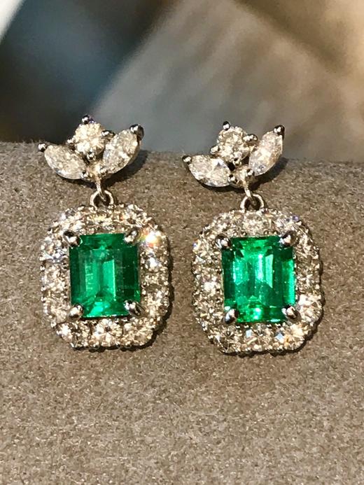 1.579ct刻面祖母绿耳坠 商品图3