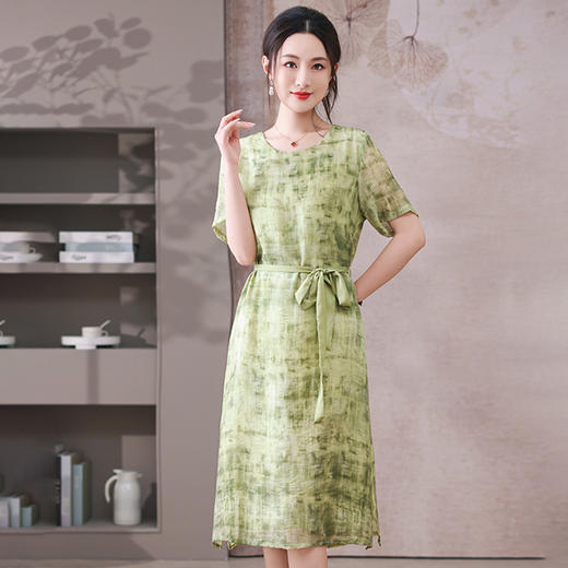 GYYays5259时尚妈妈款冰丝连衣裙女夏季2025新款高端中老年妈妈夏装洋气裙子 商品图0