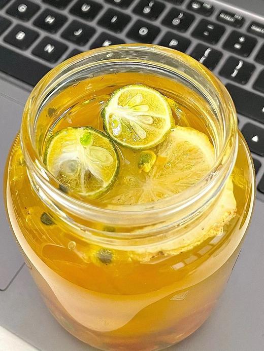 原价59.9/盒开团价只需要19.9到手2大盒百果坚坚冻干果茶冻干百香果青桔组合即冲即饮冻干茶FD冻干技术锁鲜VC爆棚酸酸甜甜巨清爽冷泡热泡都可以配料表干净基地直邮 商品图4