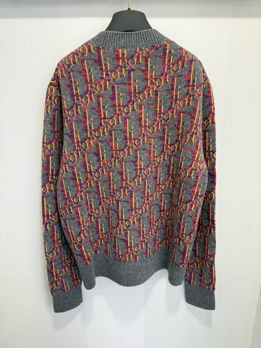 中性款圆领长袖針織提花毛衣010 商品图1