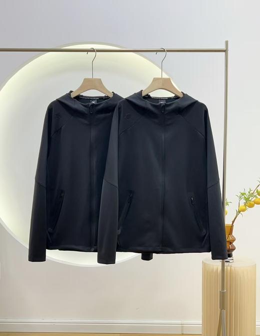 点此购买 迪桑特TRIATHLON系列春秋季男士连帽拉链外套 qk 326282 商品图0