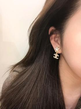 香奈儿  24年早春新款星星耳钉（ZS*XTY）