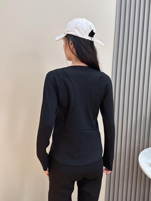 点此购买 迪桑特春季秋女子针织套头拼接收腰修身长袖运动休闲打底卫衣 37 326275 商品图8